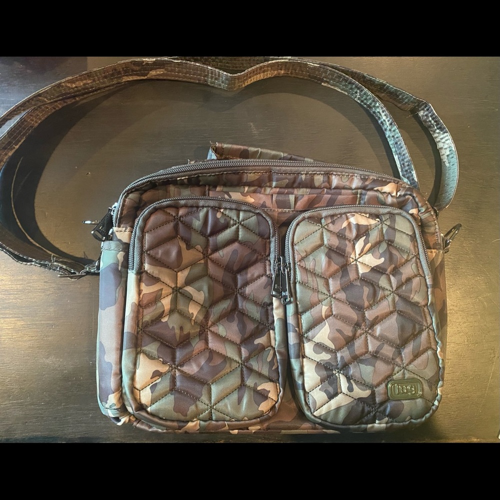 Camo Navigator
